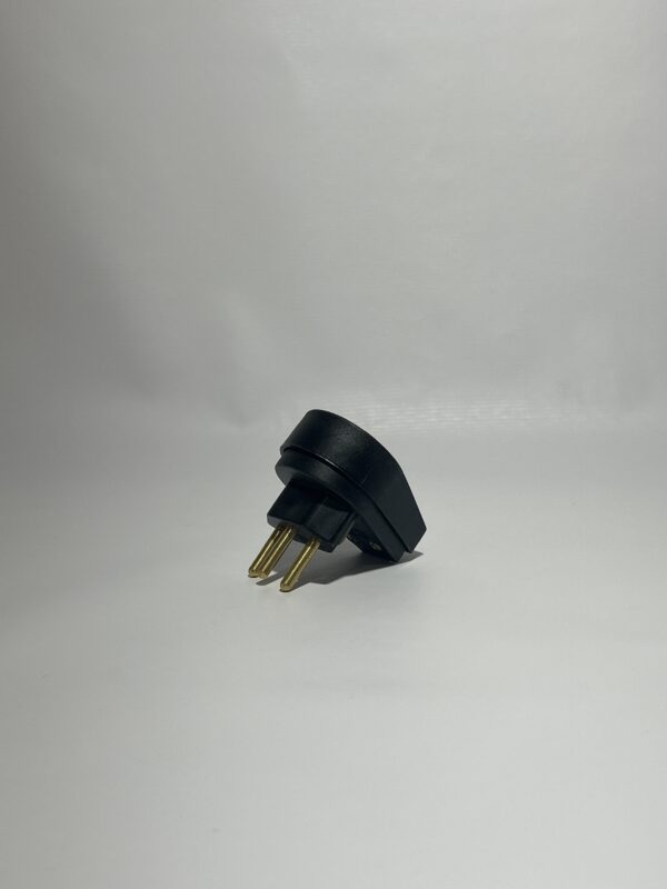 Pino Macho 3P 10A Triangular Tramontina Preto
